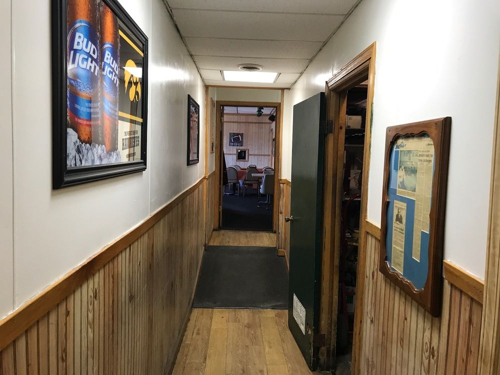 TC's Point After: 719 6th Ave, De Witt, IA 52742